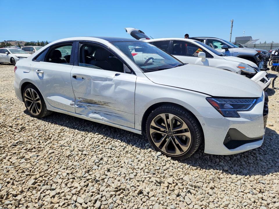 Продаж на аукціоні авто 2025 Audi A3, vin: WAUGUDGY3SA052108, номер лоту: 56545706