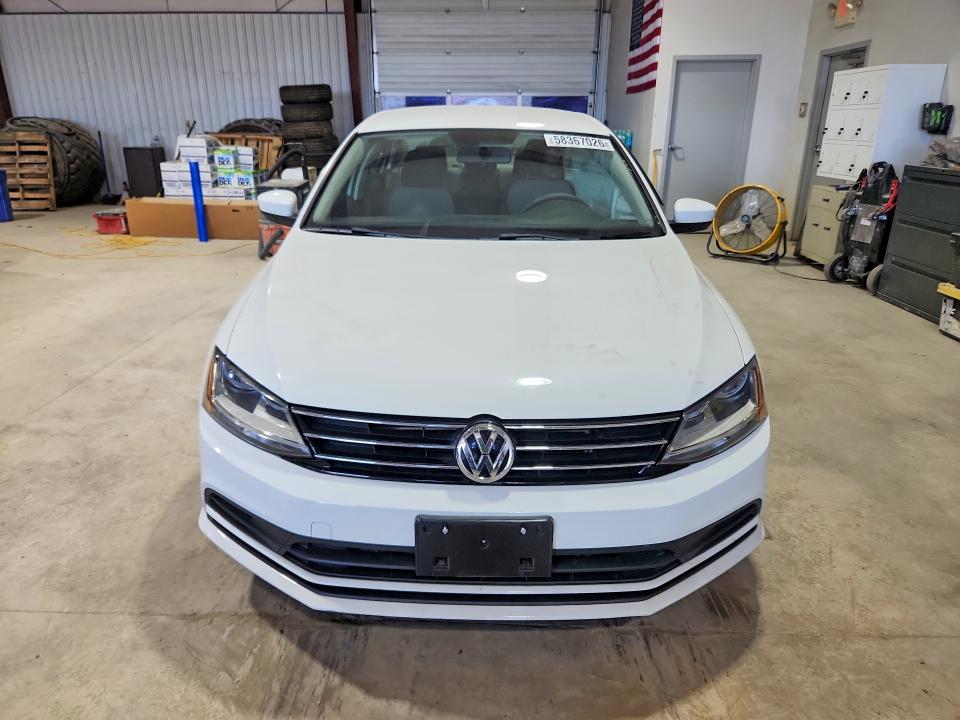 2017 Volkswagen Jetta მანქანა იყიდება აუქციონზე, vin: 3VW2B7AJ4HM300858, აუქციონის ნომერი: 58367026
