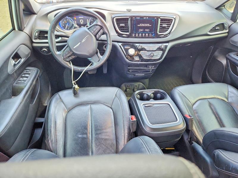 59201106 :رقم المزاد ، 2C4RC1EG3KR589905 vin ، 2019 Chrysler Pacifica مزاد بيع