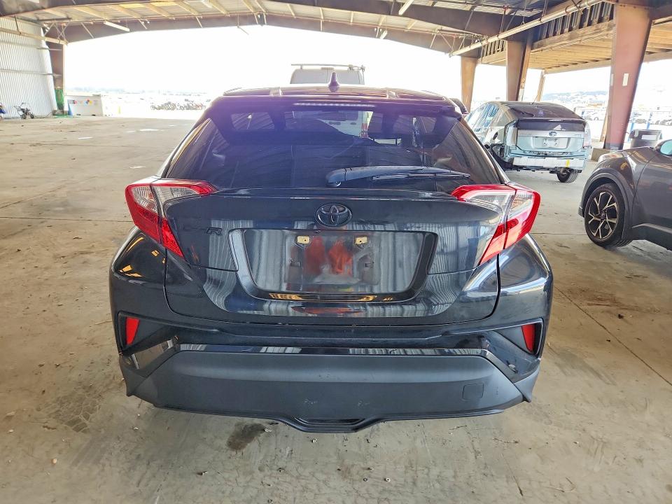 Продажа на аукционе авто 2021 Toyota C-hr, vin: JTNKHMBX2M1099760, номер лота: 55656406