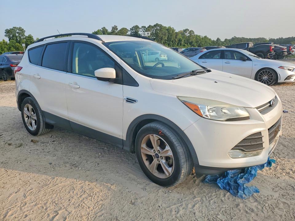 Продажа на аукционе авто 2016 Ford Escape, vin: 1FMCU0GX2GUA09415, номер лота: 58914206