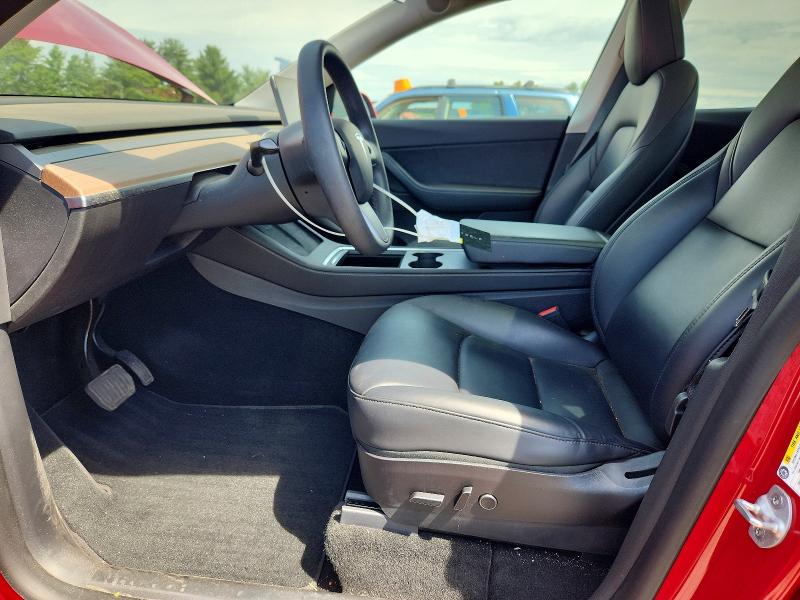 57649826 :رقم المزاد ، 7SAYGDEE4NF331427 vin ، 2022 Tesla Model Y مزاد بيع