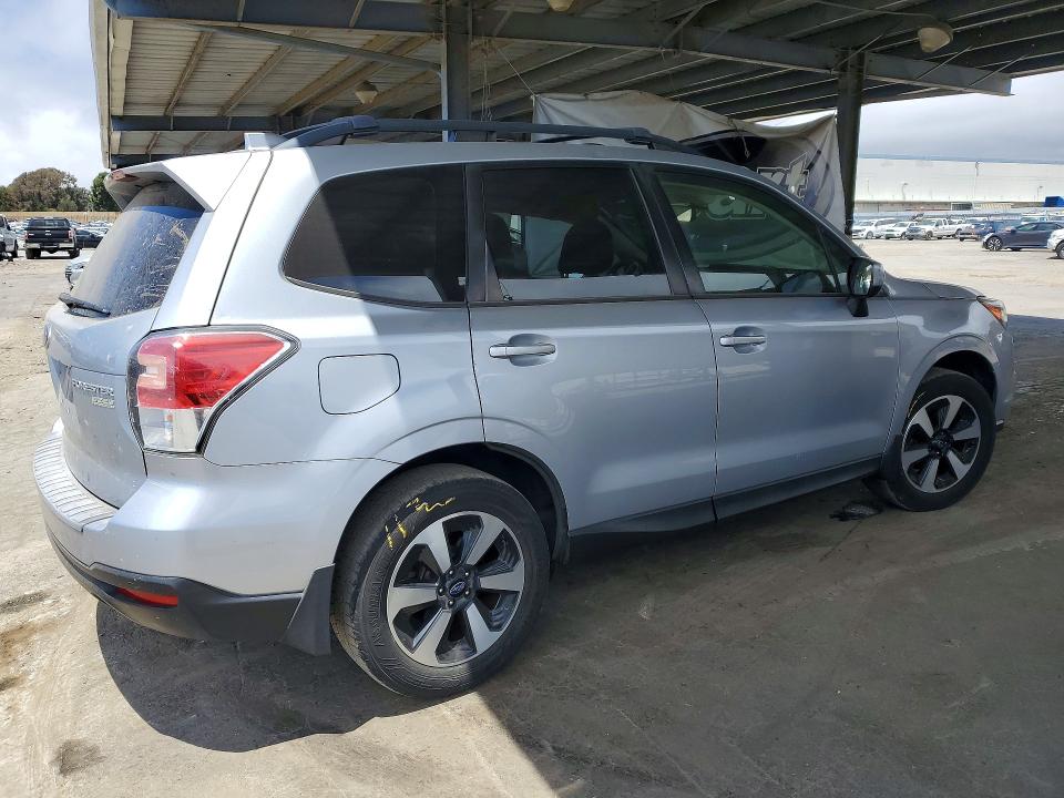 Продажа на аукционе авто 2017 Subaru Forester, vin: JF2SJAGC0HH802347, номер лота: 58437516