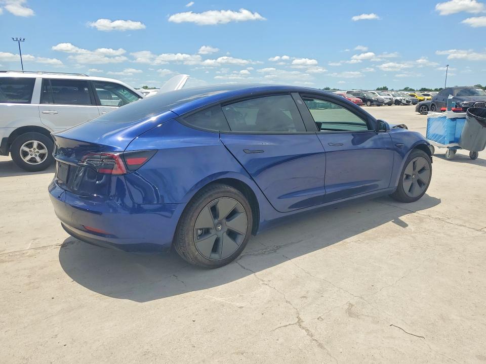 55512796 :رقم المزاد ، 5YJ3E1EA4NF336653 vin ، 2022 Tesla Model 3 مزاد بيع