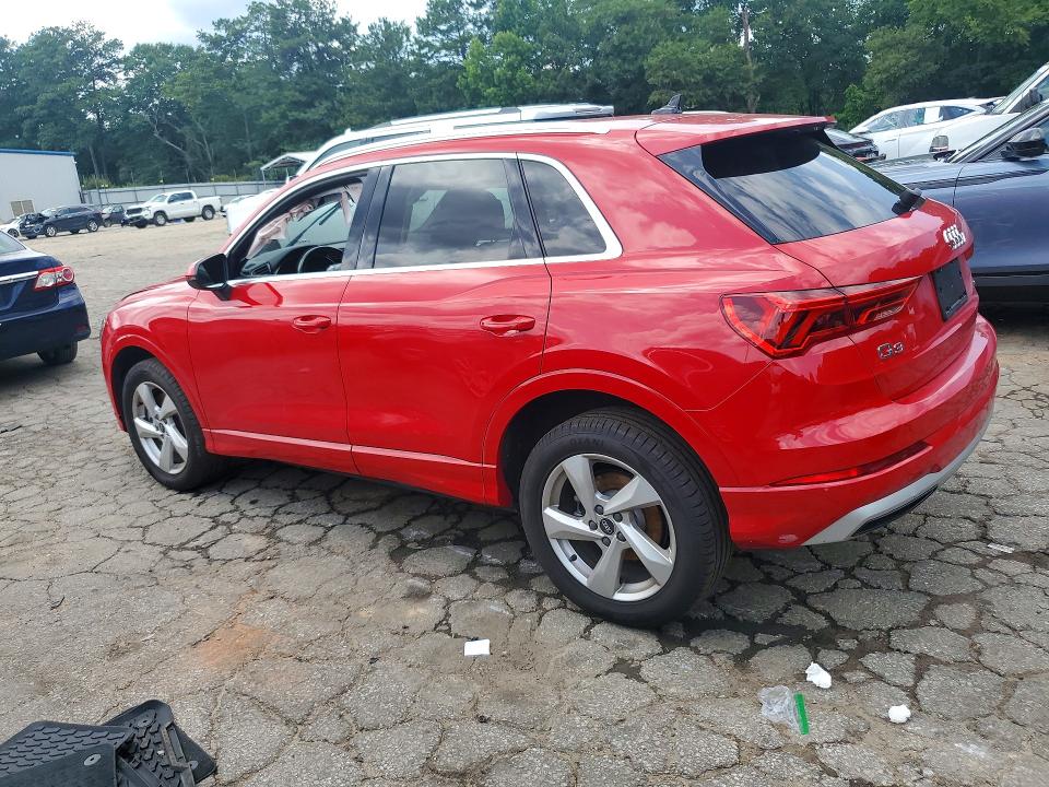57719696 :رقم المزاد ، WA1AUCF38N1005826 vin ، 2022 Audi Q3 مزاد بيع