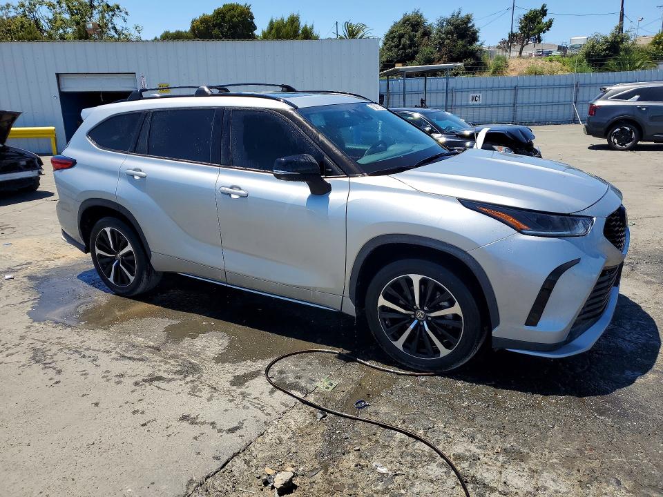 Aukcja sprzedaży 2022 Toyota Highlander, vin: 5TDJZRBH2NS223033, numer aukcji: 58153086