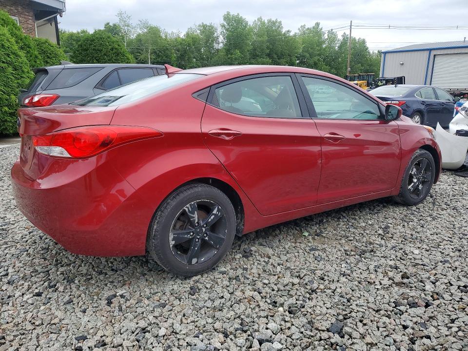58236416 :رقم المزاد ، 5NPDH4AE0DH428462 vin ، 2013 Hyundai Elantra مزاد بيع