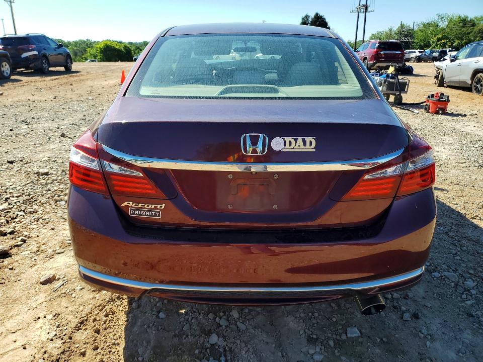 2017 Honda Accord მანქანა იყიდება აუქციონზე, vin: 1HGCR2F31HA118260, აუქციონის ნომერი: 55629776