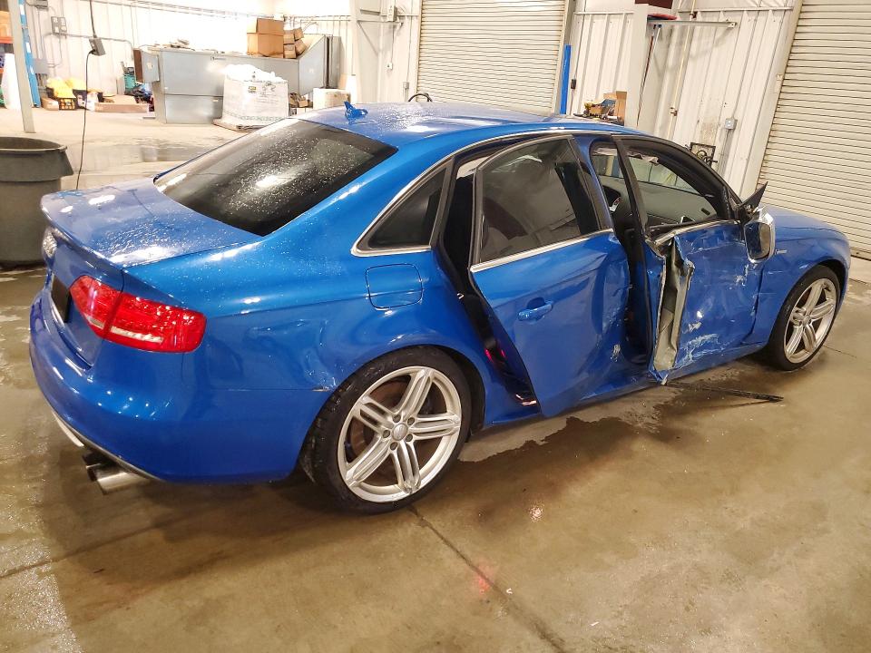 58033666 :رقم المزاد ، WAUDGAFL7BA152369 vin ، 2011 Audi S4 مزاد بيع