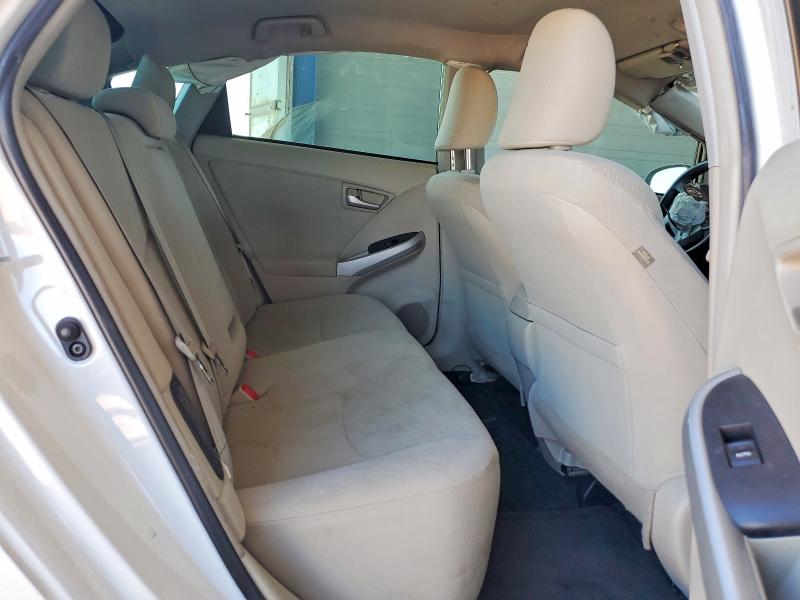 56078546 :رقم المزاد ، JTDKN3DU8E0390684 vin ، 2014 Toyota Prius مزاد بيع