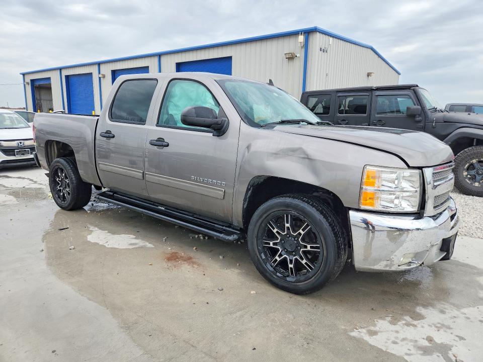 58331716 :رقم المزاد ، 3GCPCSE05DG279926 vin ، 2013 Chevrolet Silverado مزاد بيع
