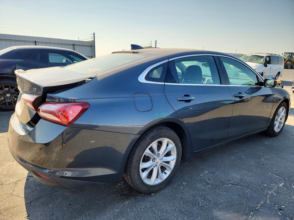 Продажа на аукционе авто 2020 Chevrolet Malibu, vin: 1G1ZD5ST2LF092710, номер лота: 57432706
