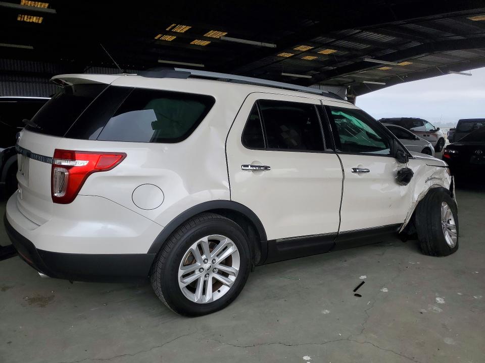 2015 Ford Explorer მანქანა იყიდება აუქციონზე, vin: 1FM5K7D87FGC40005, აუქციონის ნომერი: 55640316