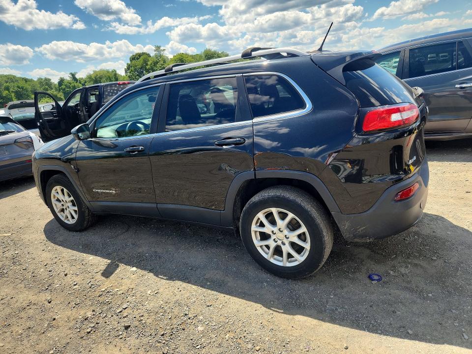 58281356 :رقم المزاد ، 1C4PJMCB6FW702975 vin ، 2015 Jeep Cherokee مزاد بيع