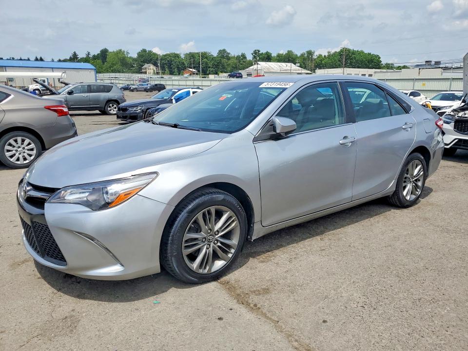 57319456 :رقم المزاد ، 4T1BF1FK5HU316371 vin ، 2017 Toyota Camry مزاد بيع
