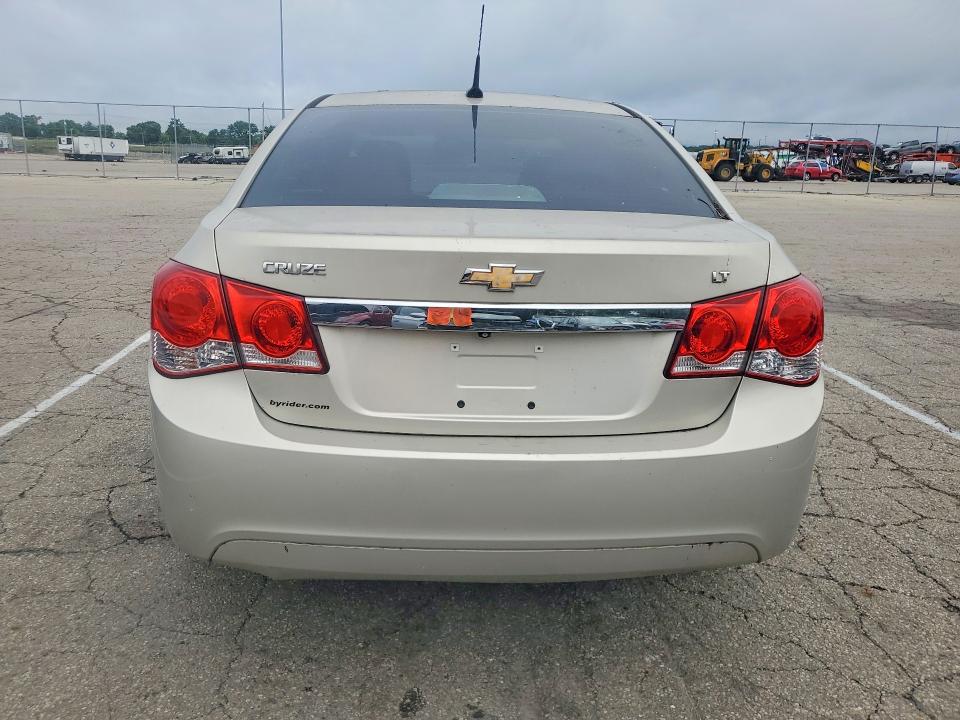 57184946 :رقم المزاد ، 1G1PE5SB3E7370491 vin ، 2014 Chevrolet Cruze مزاد بيع
