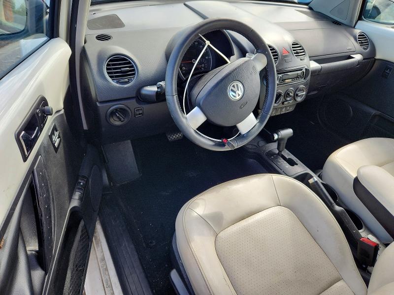 56499136 :رقم المزاد ، 3VWFG31C18M510461 vin ، 2008 Volkswagen New Beetle مزاد بيع