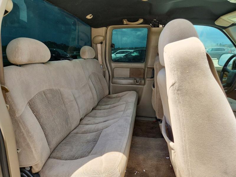 55792536 :رقم المزاد ، 2GCEC19V311325037 vin ، 2001 Chevrolet Silverado مزاد بيع