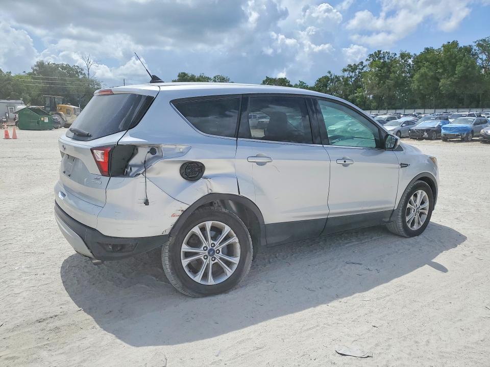 2019 Ford Escape მანქანა იყიდება აუქციონზე, vin: 1FMCU0GDXKUC00823, აუქციონის ნომერი: 57204766