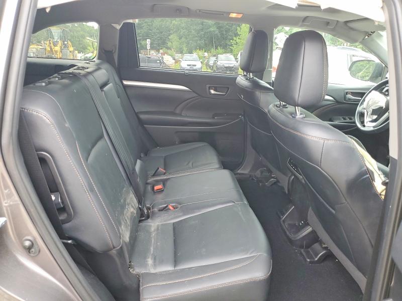2019 Toyota Highlander მანქანა იყიდება აუქციონზე, vin: 5TDJZRFH1KS700363, აუქციონის ნომერი: 57814946