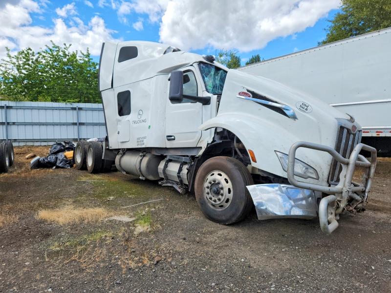 55740126 :رقم المزاد ، 1XPBD49X9ND803361 vin ، 2022 Peterbilt 579 مزاد بيع