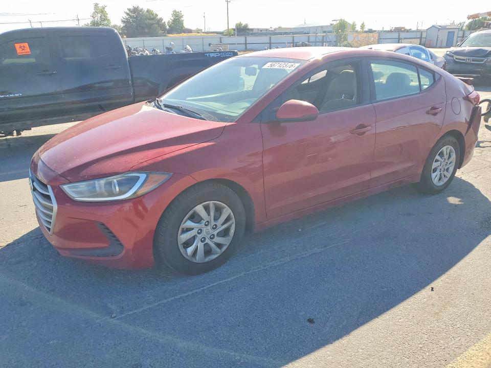 2017 Hyundai Elantra მანქანა იყიდება აუქციონზე, vin: KMHD74LF2HU390362, აუქციონის ნომერი: 56712376