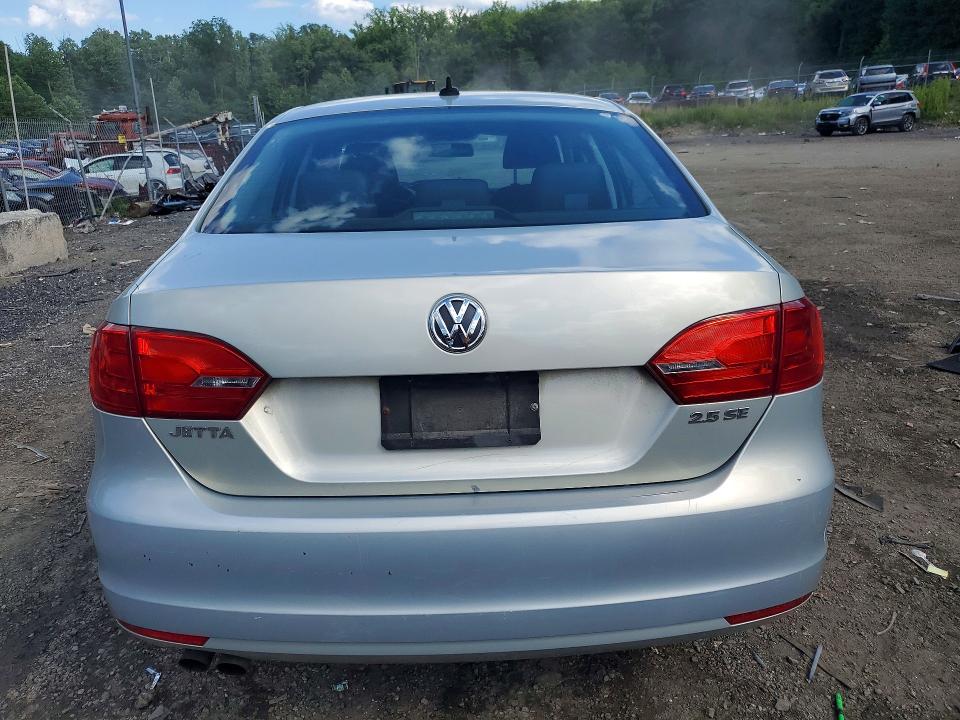 Продаж на аукціоні авто 2011 Volkswagen Jetta, vin: 3VWDZ7AJXBM307387, номер лоту: 58121646