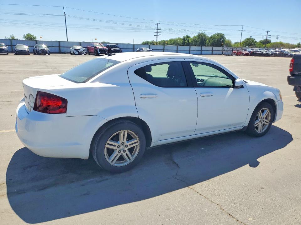 2013 Dodge Avenger მანქანა იყიდება აუქციონზე, vin: 1C3CDZCB0DN548807, აუქციონის ნომერი: 56636816