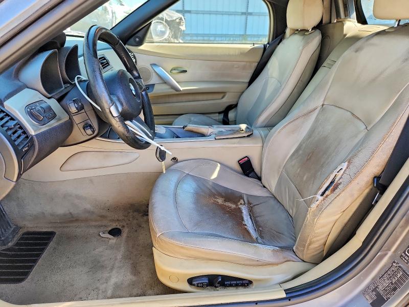 55323766 :رقم المزاد ، 4USBT33574LS50682 vin ، 2004 Bmw Z4 مزاد بيع