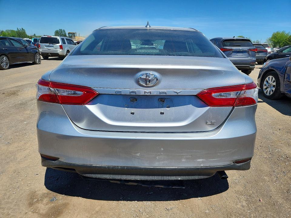 2019 Toyota Camry მანქანა იყიდება აუქციონზე, vin: 4T1B11HK9KU717490, აუქციონის ნომერი: 55905246