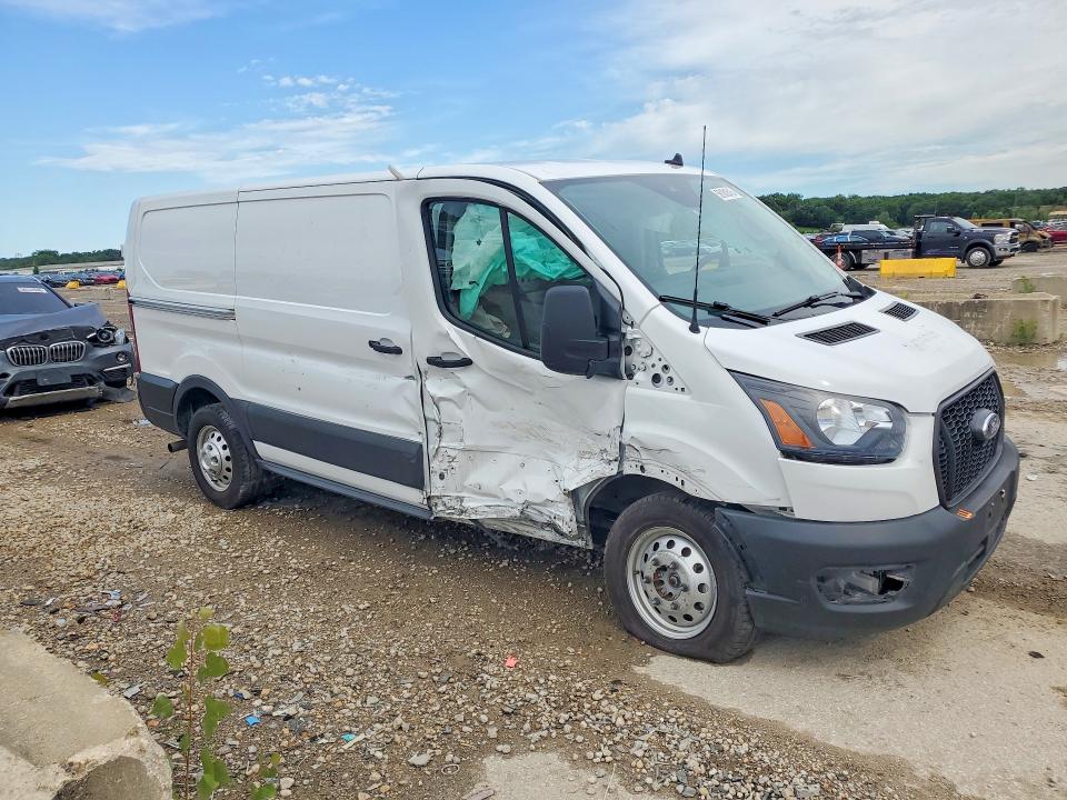 56181516 :رقم المزاد ، 1FTYE2Y85RKA68421 vin ، 2024 Ford Transit مزاد بيع