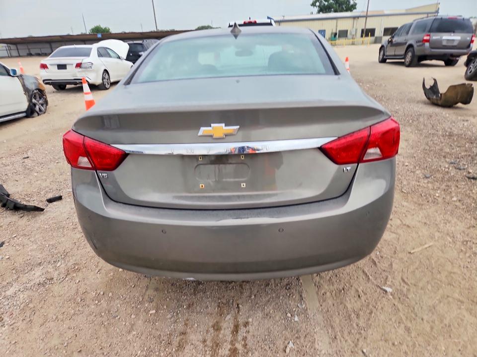 57969066 :رقم المزاد ، 2G1105S37J9104218 vin ، 2018 Chevrolet Impala مزاد بيع