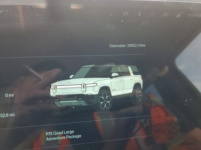2024 Rivian R1s მანქანა იყიდება აუქციონზე, vin: 7PDSGABAXRN043642, აუქციონის ნომერი: 55726536