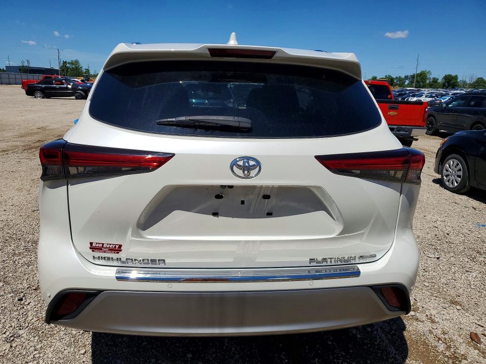 56886466 :رقم المزاد ، 5TDFZRBH3LS021577 vin ، 2020 Toyota Highlander مزاد بيع
