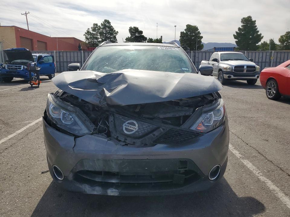 Продаж на аукціоні авто 2018 Nissan Rogue Sport, vin: JN1BJ1CR5JW259705, номер лоту: 57204076