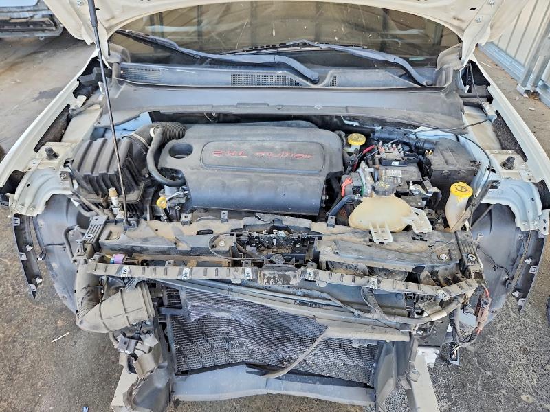 55634546 :رقم المزاد ، 3C4NJDBB3JT195427 vin ، 2018 Jeep Compass مزاد بيع
