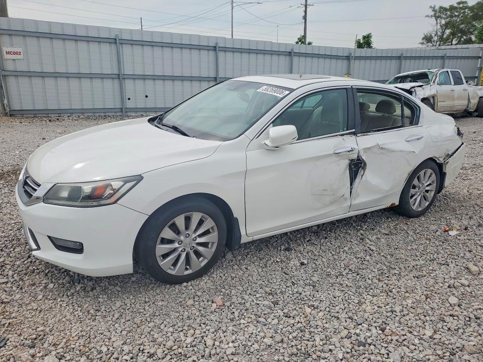 58269006 :رقم المزاد ، 1HGCR2F8XFA225445 vin ، 2015 Honda Accord مزاد بيع