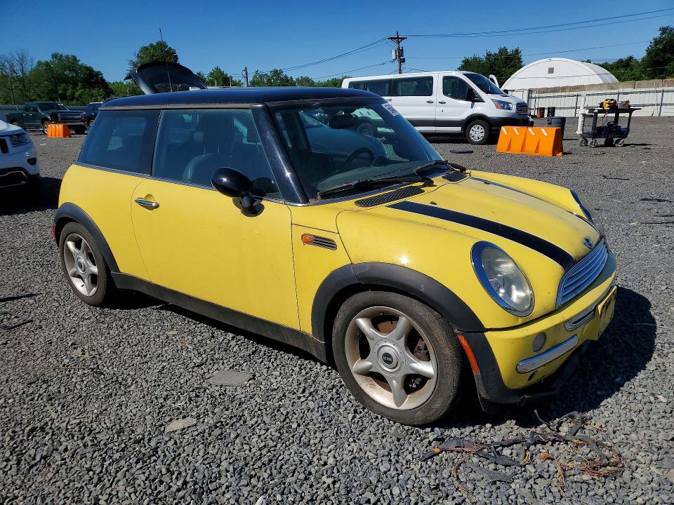 2004 Mini Cooper მანქანა იყიდება აუქციონზე, vin: WMWRC33424TJ59649, აუქციონის ნომერი: 56468416