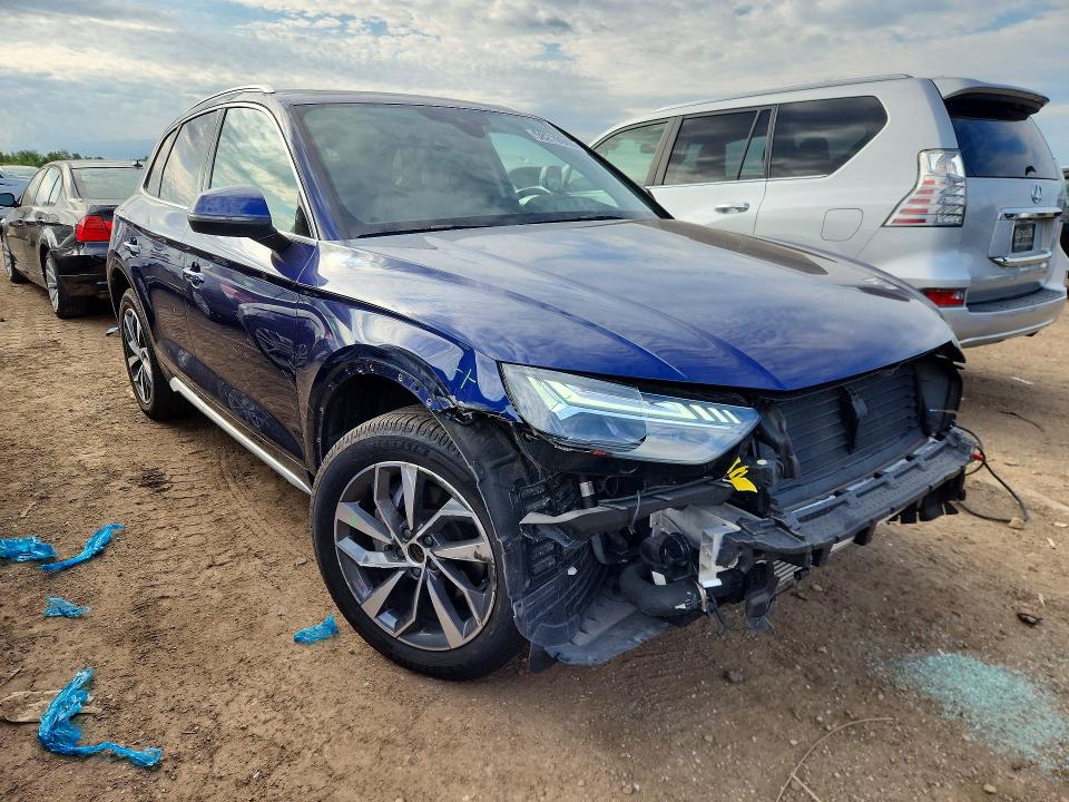 58219946 :رقم المزاد ، WA1CAAFY9M2101300 vin ، 2021 Audi Q5 مزاد بيع