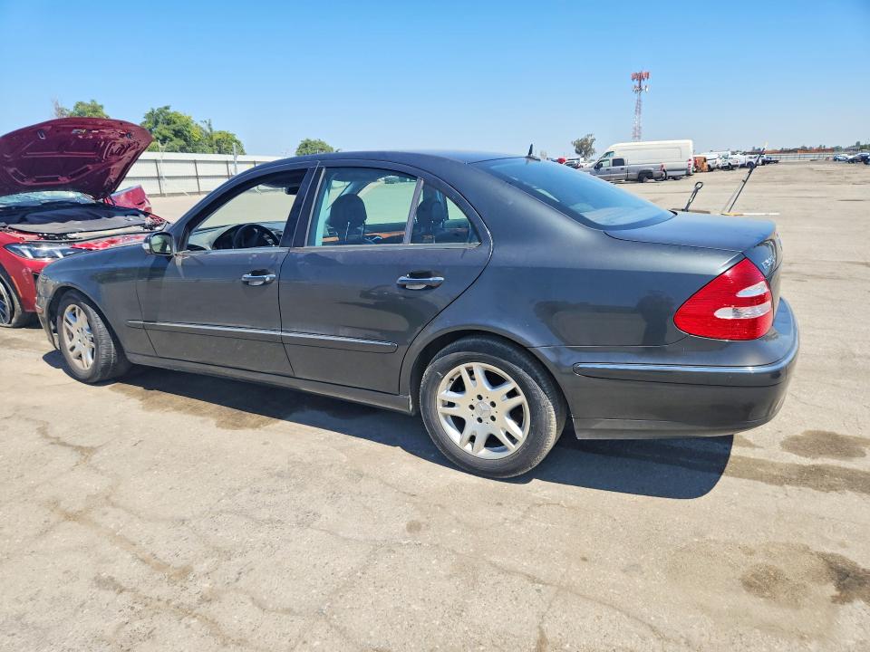 2003 Mercedes-benz E მანქანა იყიდება აუქციონზე, vin: WDBUF65J13A294817, აუქციონის ნომერი: 57065336