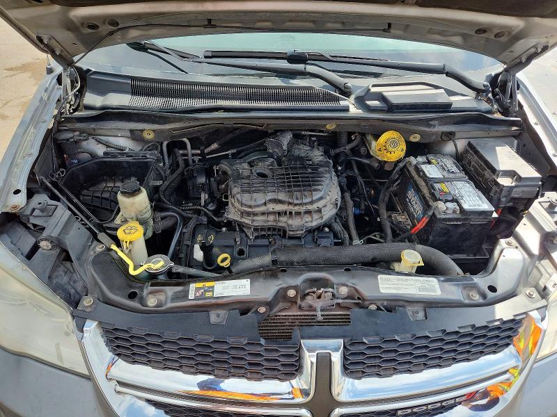 58772486 :رقم المزاد ، 2C4RDGBG0FR642649 vin ، 2015 Dodge Grand Caravan مزاد بيع