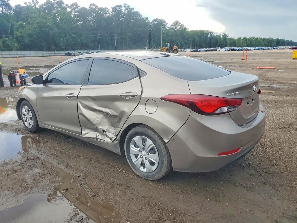 Продажа на аукционе авто 2016 Hyundai Elantra, vin: 5NPDH4AEXGH776970, номер лота: 55850686