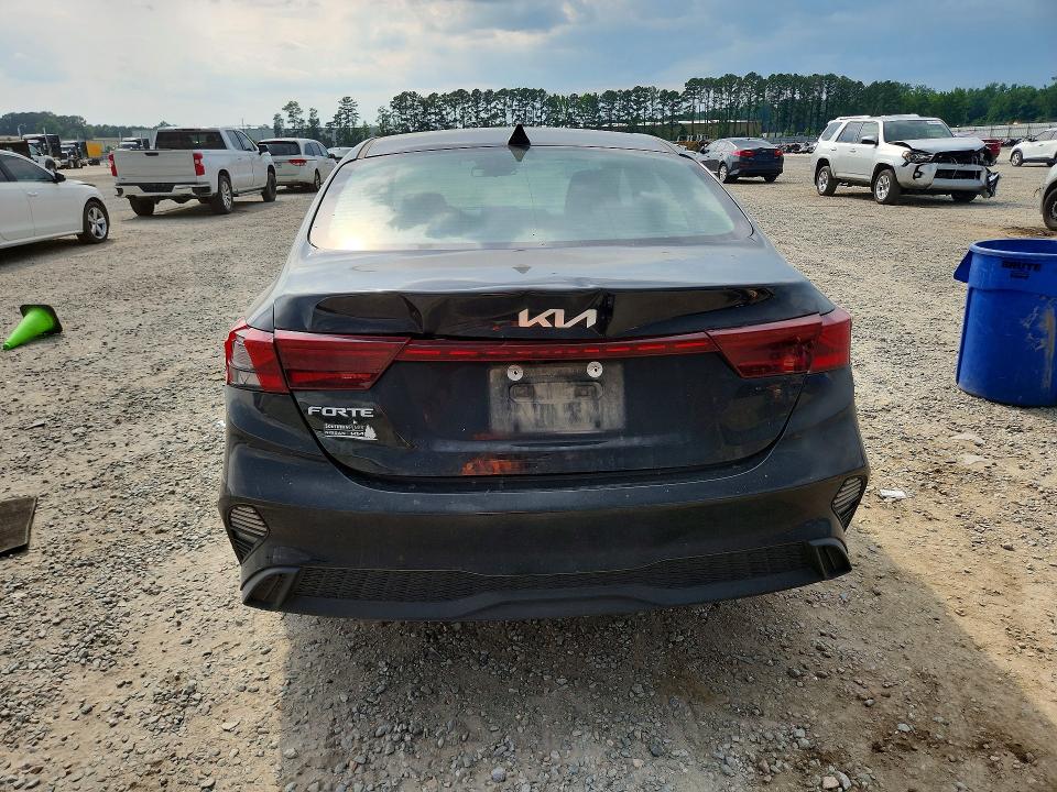 56587576 :رقم المزاد ، 3KPF24AD7RE744535 vin ، 2024 Kia Forte مزاد بيع