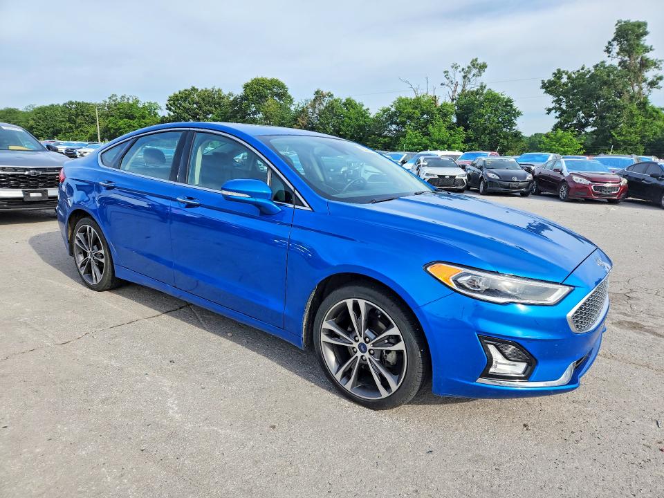 55729396 :رقم المزاد ، 3FA6P0D95LR138092 vin ، 2020 Ford Fusion مزاد بيع