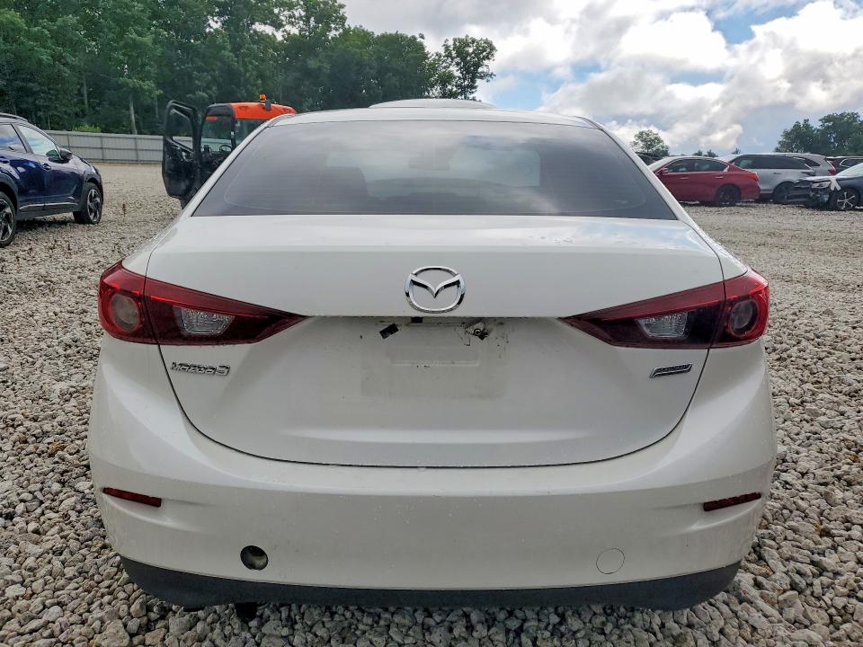 57372376 :رقم المزاد ، 3MZBN1U76JM161648 vin ، 2018 Mazda 3 مزاد بيع