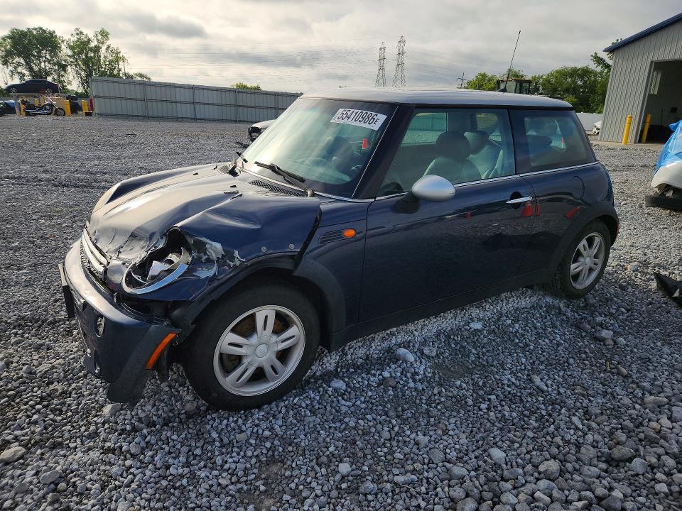 2006 Mini Cooper მანქანა იყიდება აუქციონზე, vin: WMWRC33556TJ75954, აუქციონის ნომერი: 55410986