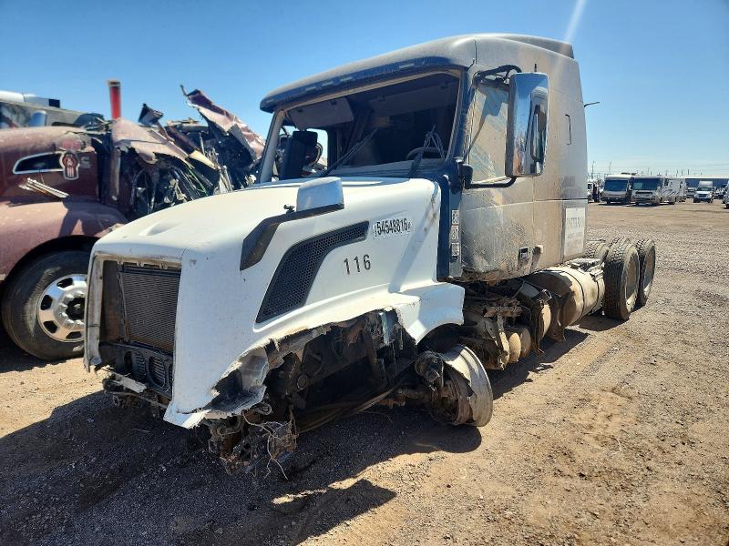 54548816 :رقم المزاد ، 4V4NC9EH0FN184534 vin ، 2015 Volvo Vn مزاد بيع