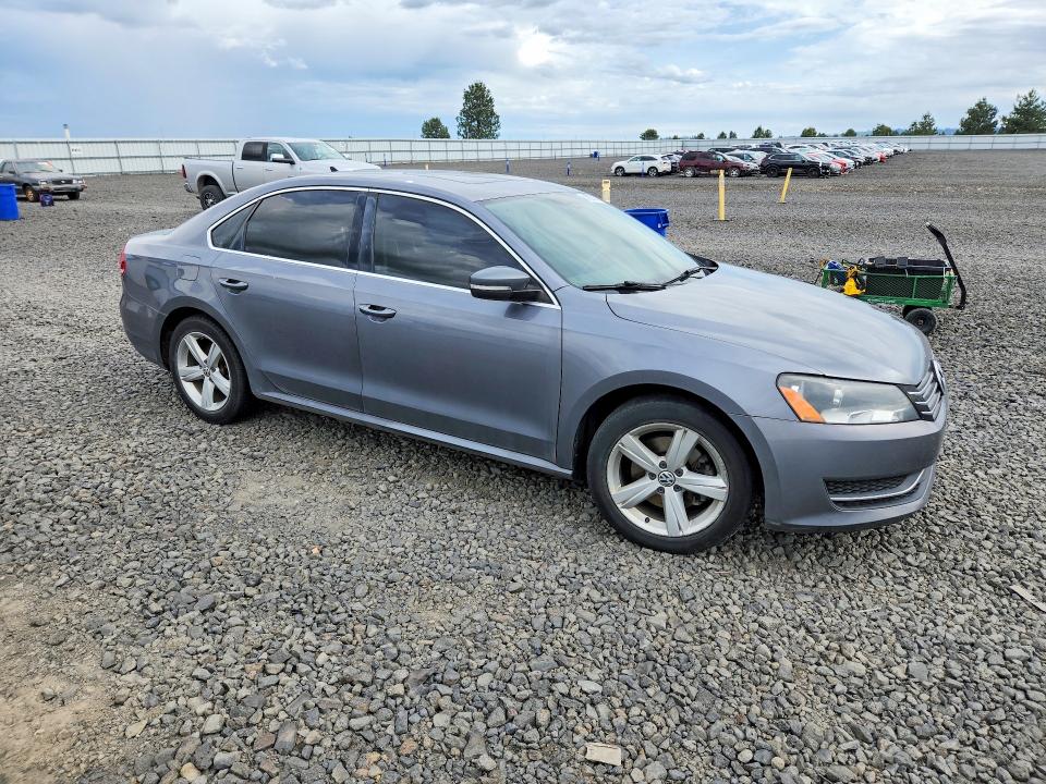 2013 Volkswagen Passat მანქანა იყიდება აუქციონზე, vin: 1VWBP7A37DC093686, აუქციონის ნომერი: 56002786