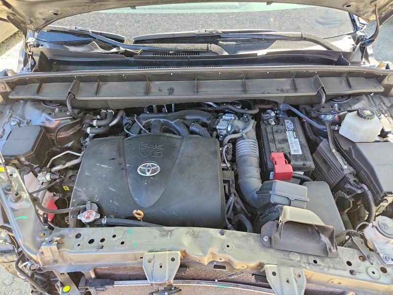 Auction sale of the 2022 Toyota Highlander, vin: 5TDZZRAH5NS557657, lot number: 57253526