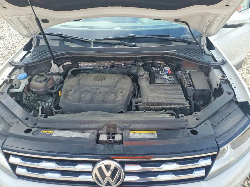 56302736 :رقم المزاد ، 3VV2B7AX5MM045690 vin ، 2021 Volkswagen Tiguan مزاد بيع